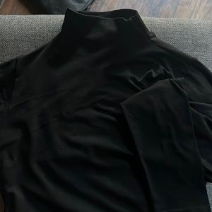 Turtle neck long sleeve✨